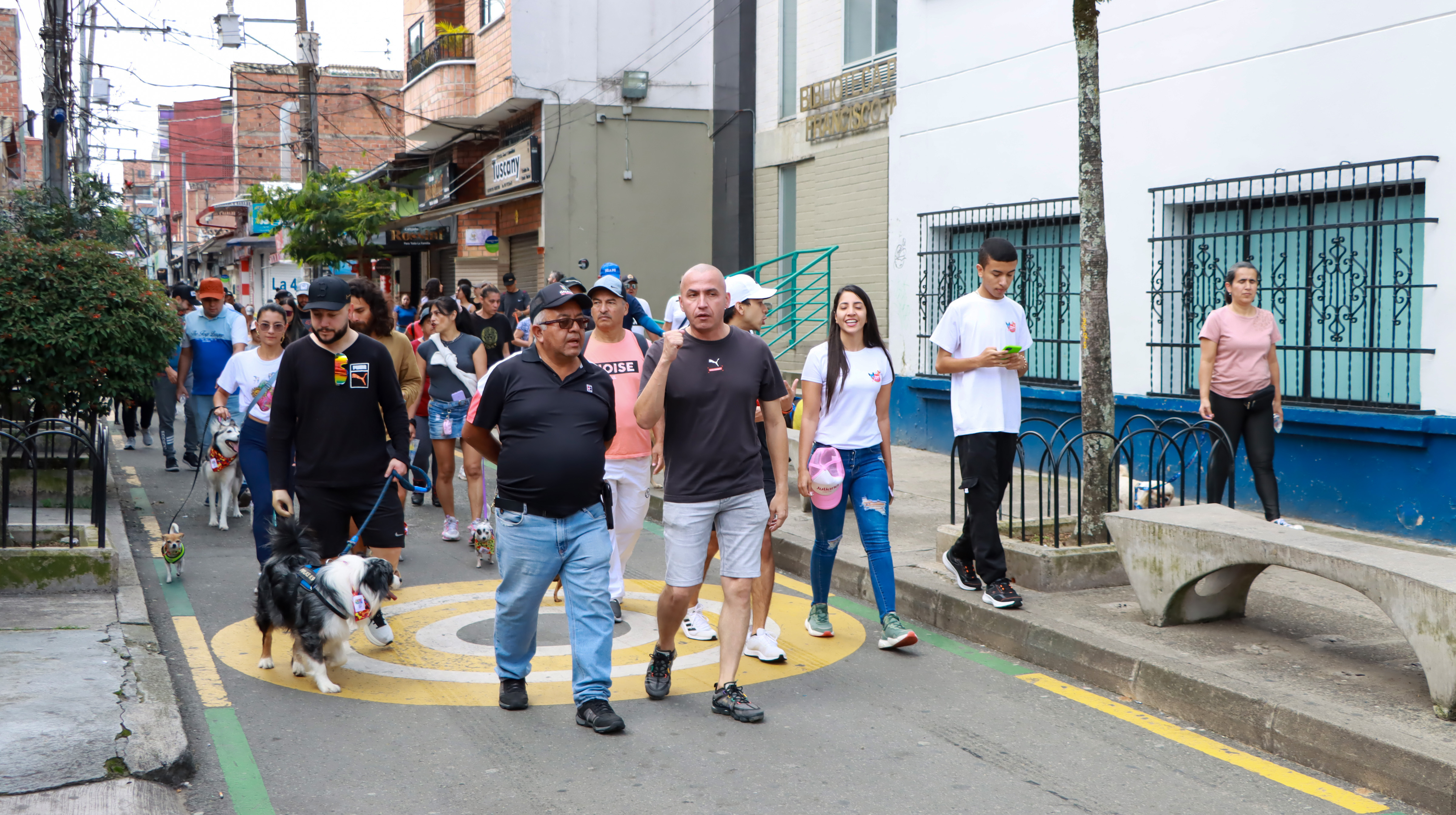 Imagen del álbum Caminata Canina